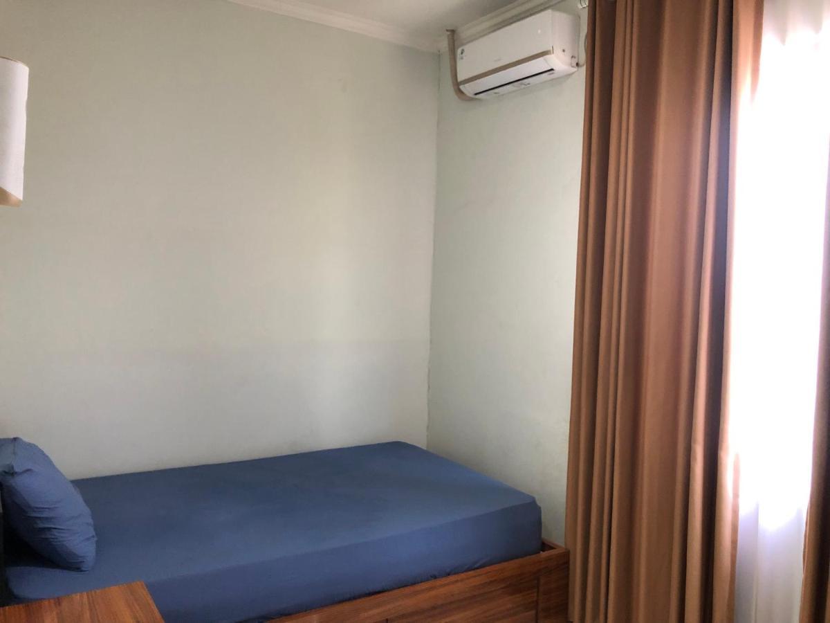 Bening Asri Guesthouse Tangerang Esterno foto