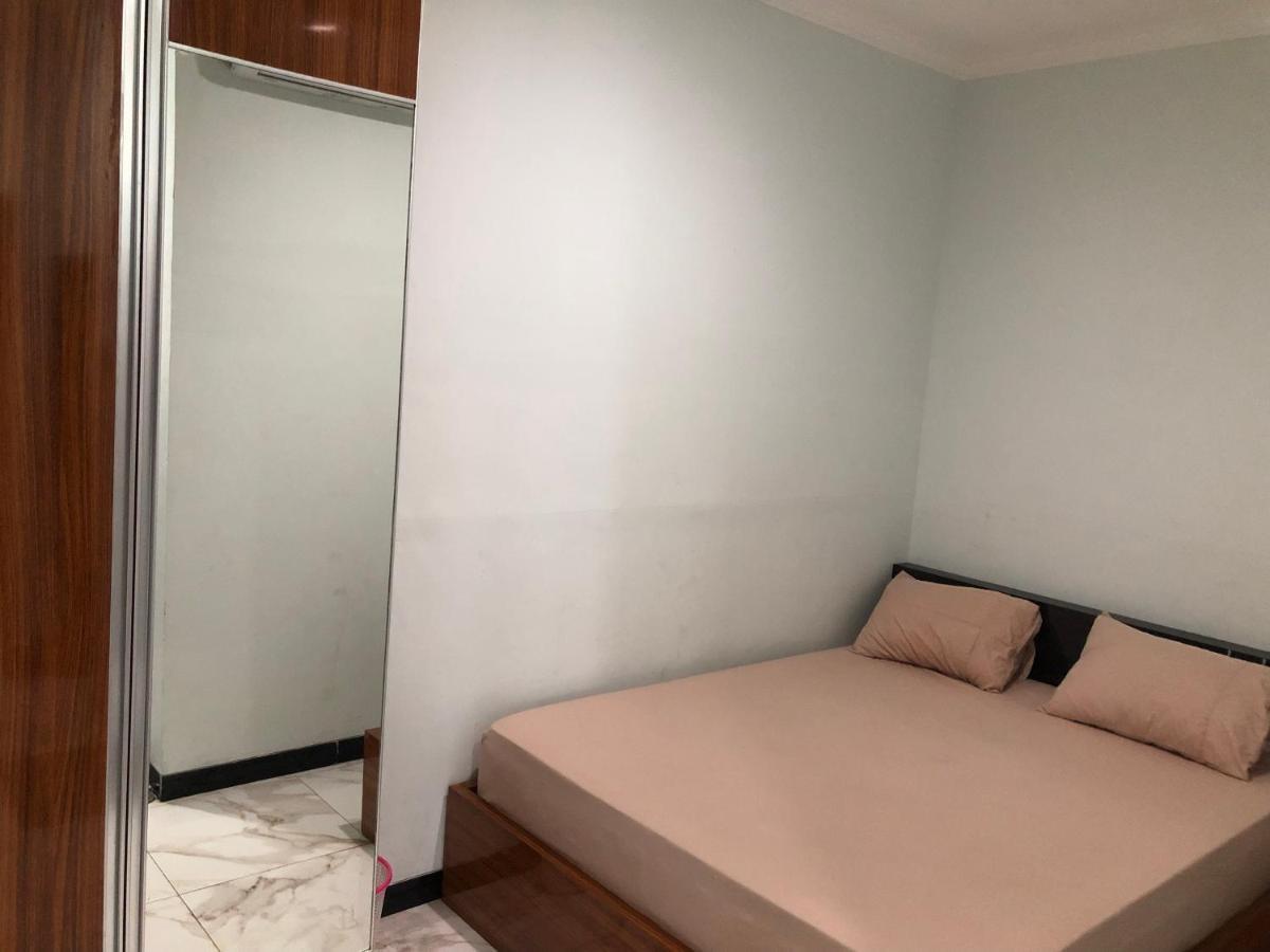 Bening Asri Guesthouse Tangerang Esterno foto